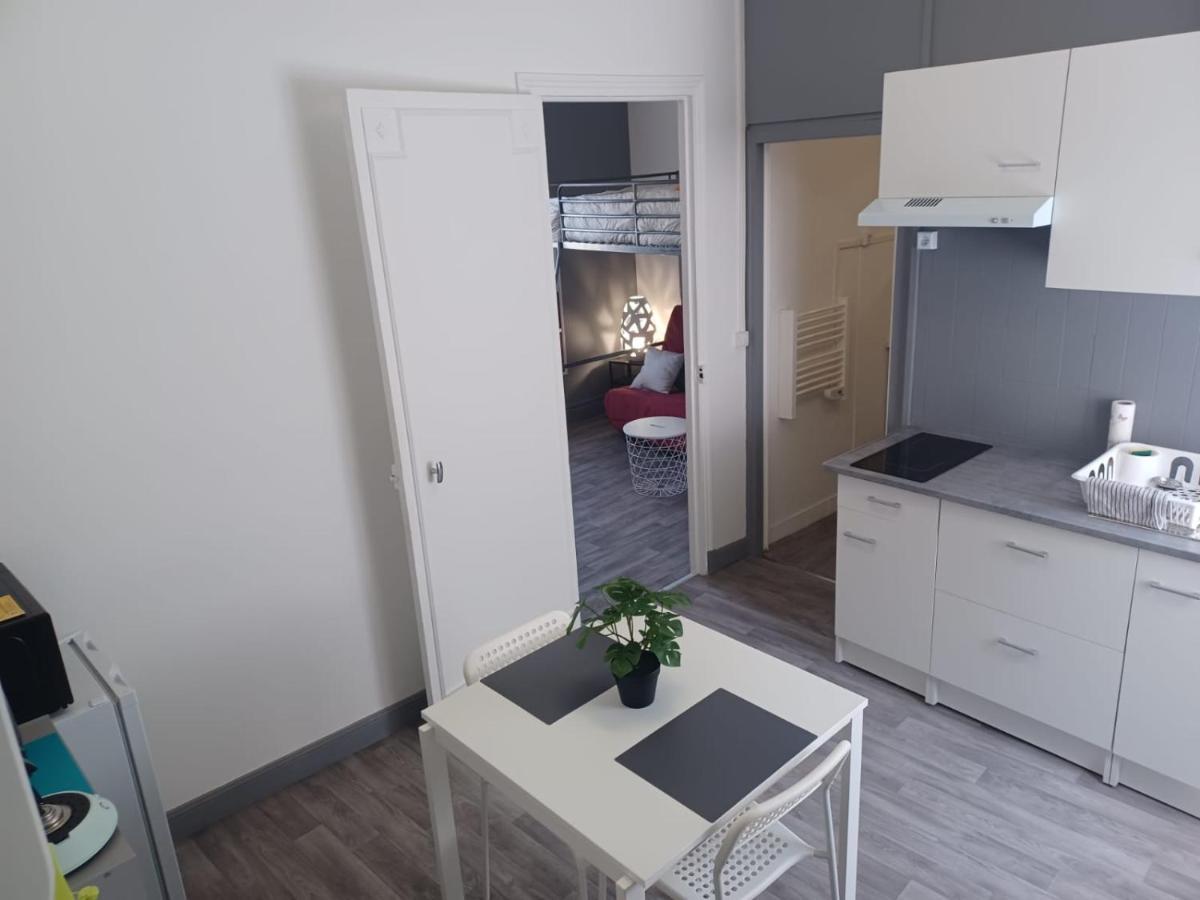 Le Carnot Proche Gare Et Iut Chez Adrien Apartment Saint-Quentin  Exterior photo